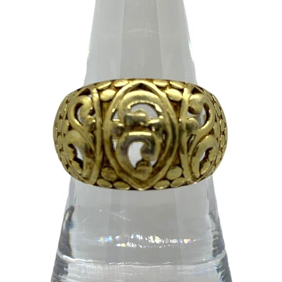 Large Fashion Costume Jewelry Ring Gold Tone Size 8 - Picture 3 of 16